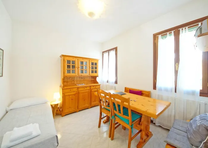 Dolcevita Apartments N 354